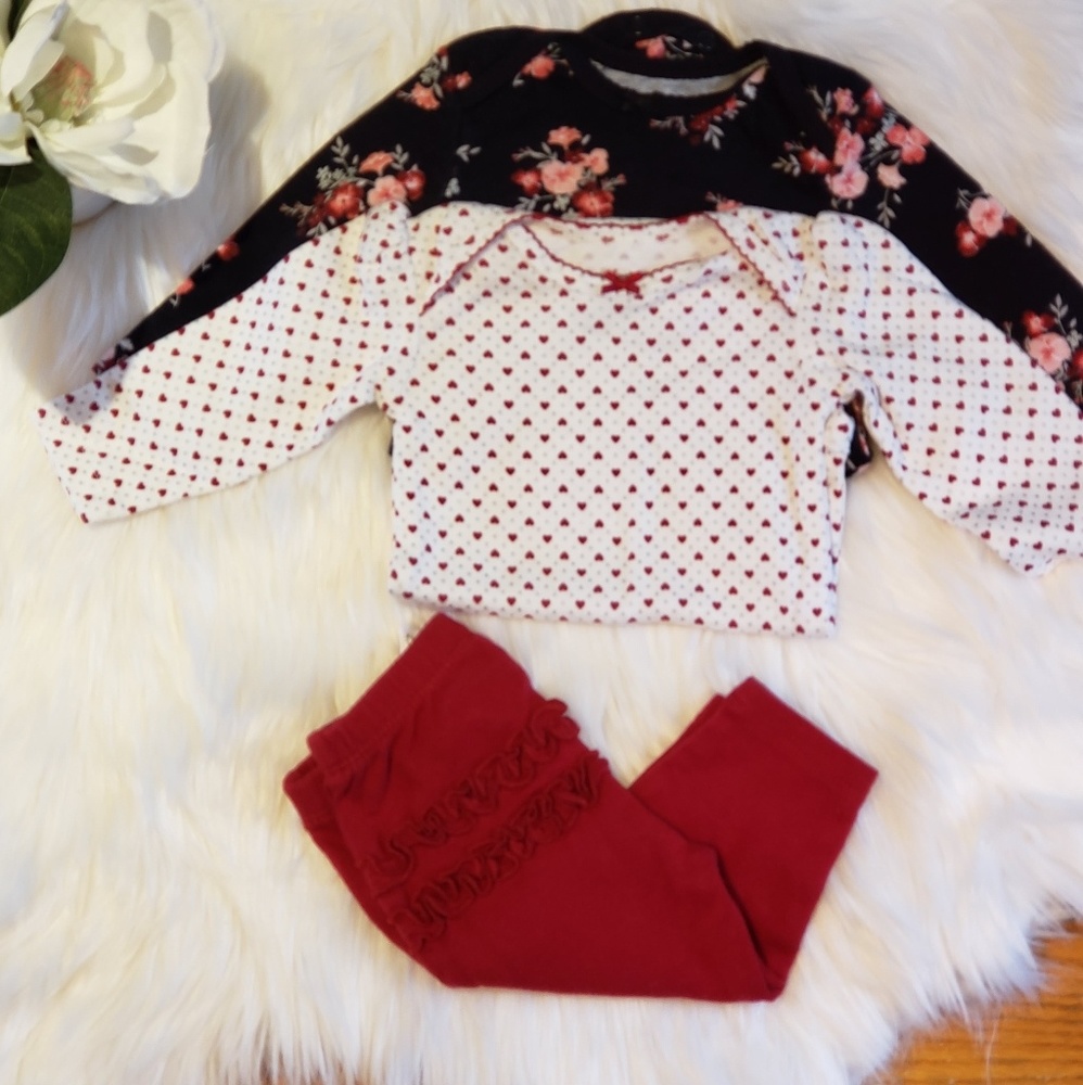 3 piece bundle Carter's outfit size 3 months